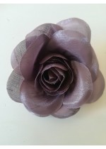 Сатенена роза за брошка или коса в цвят пепелно лилаво